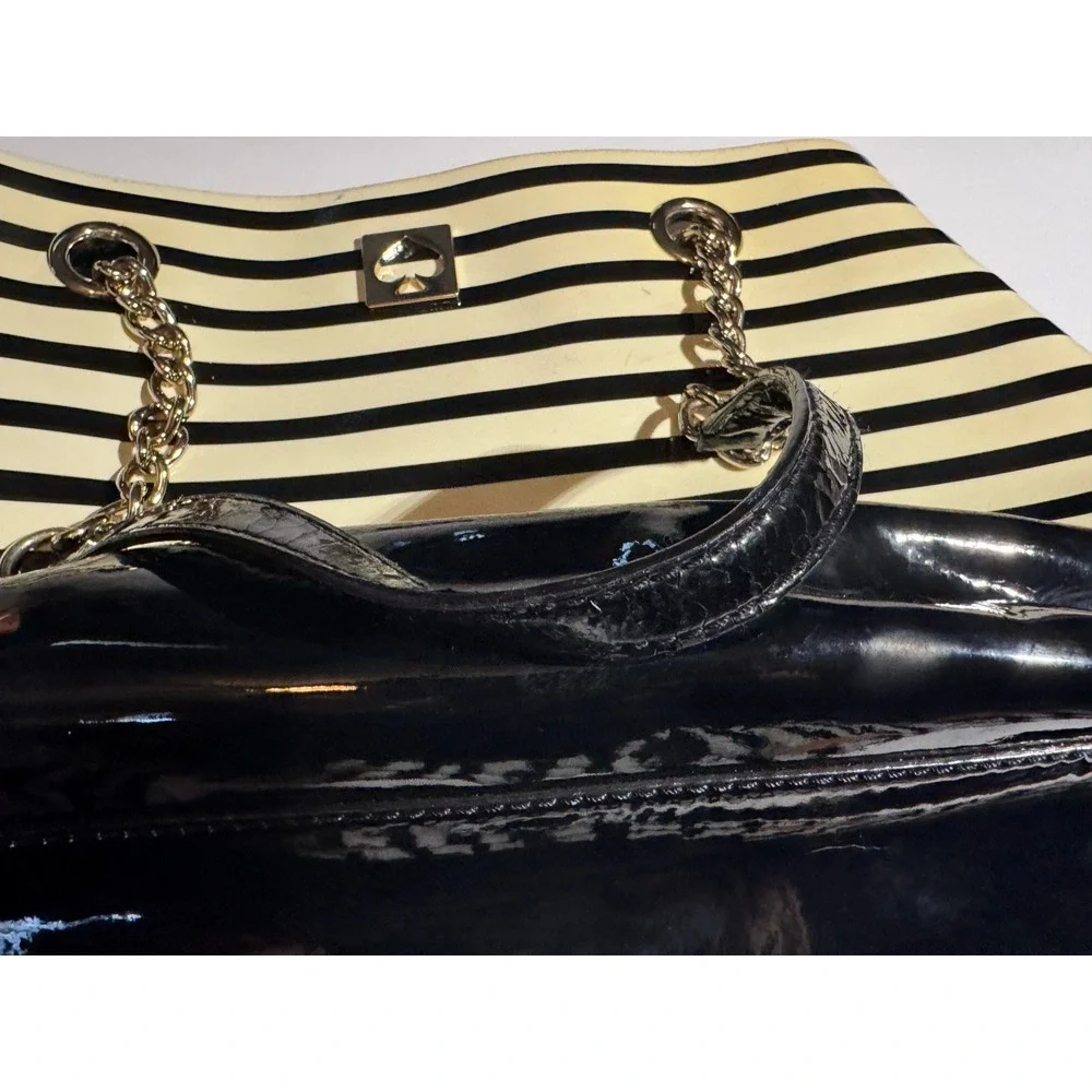 Kate Spade New York Striped Handbag Normal Wear And Tear Makings And Wear